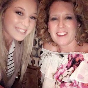 Meet your Posher, Kelley